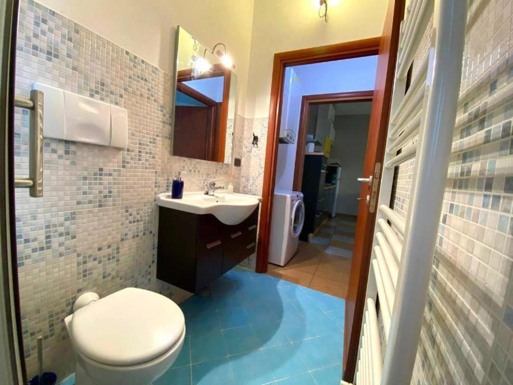 Conte Rosso House, Con Doppia Terrazza In Coorte Tranquilla A Due Passi Da Stazione E Metropolitana Lambrate Apartment Милано Екстериор снимка